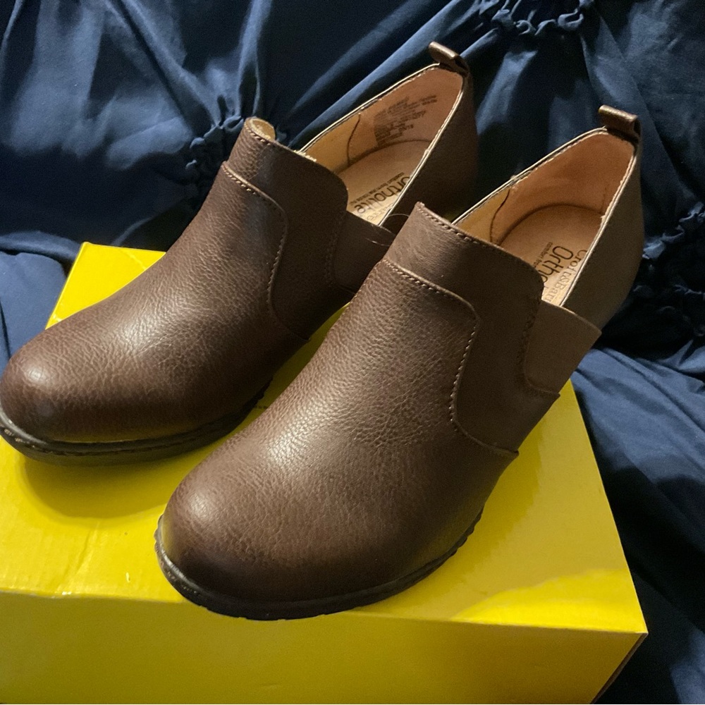 Croft & Barrow Ortholite brown slip ons